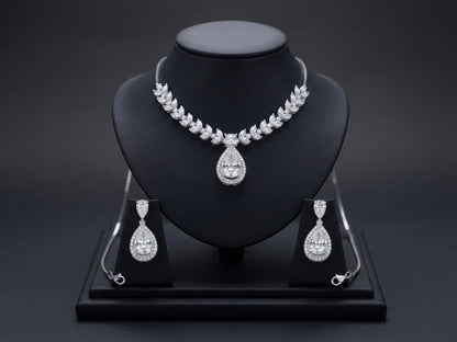 Royal Teardrop & Leaflet Jewelry Set