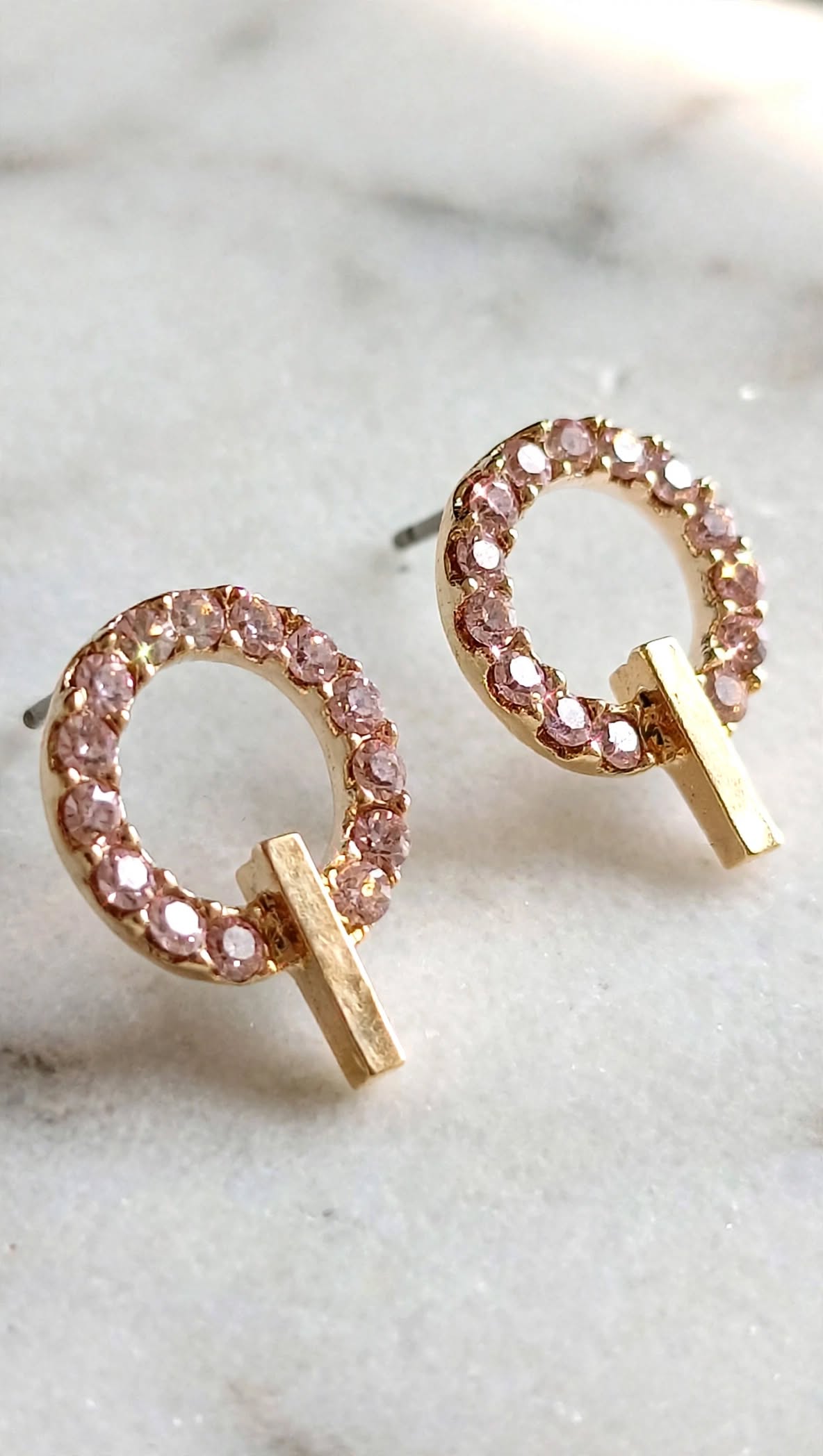 Light Pink Crystal Q Shape Stud Earrings for Women